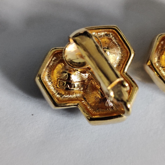 Vintage Swarovski S.A.L Honeycomb Hexagon Earrings - Picture 3 of 13